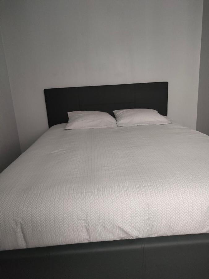 Le Girolamo Apartment Vitry-le-Francois Luaran gambar